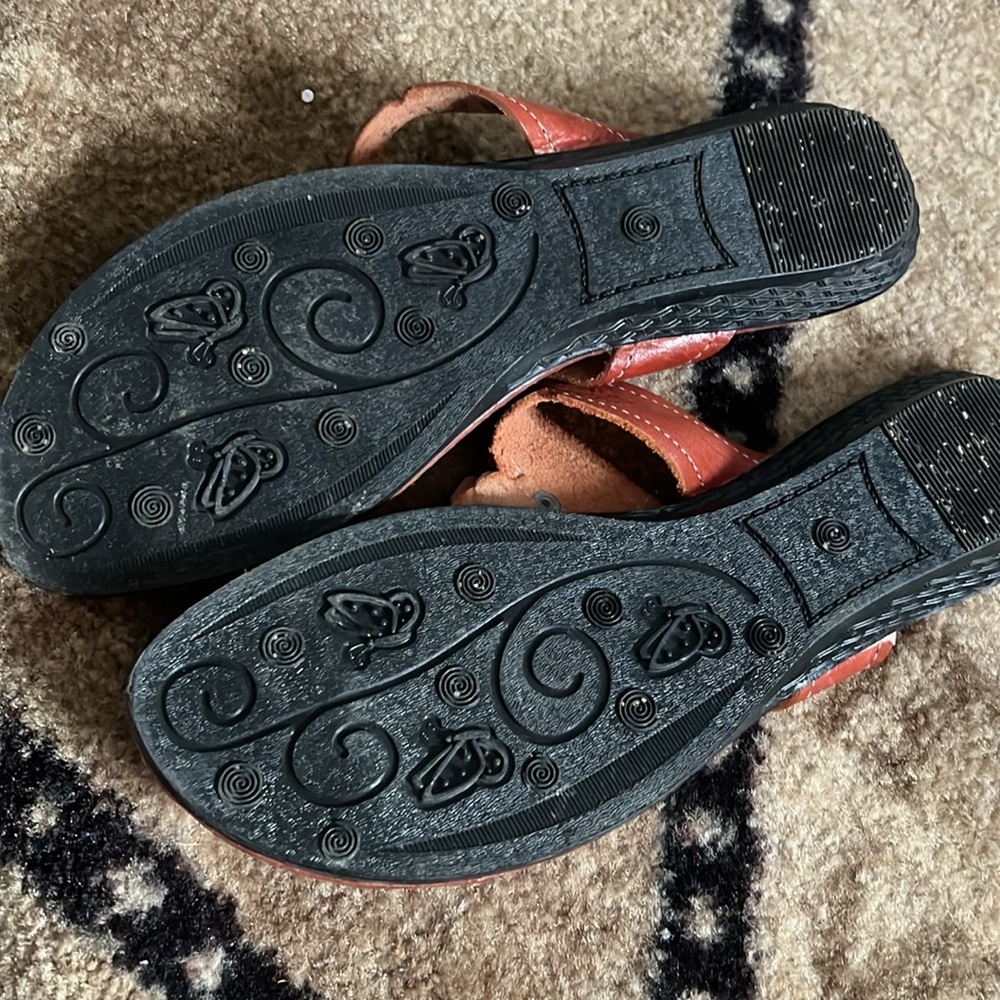 Leather sandles - Picture 2 of 2